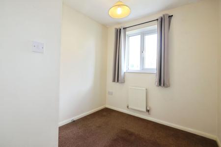 3 bedroom Semi-detached house for sale in Hackett Close, Ashby-De-La-Zouch, LE65