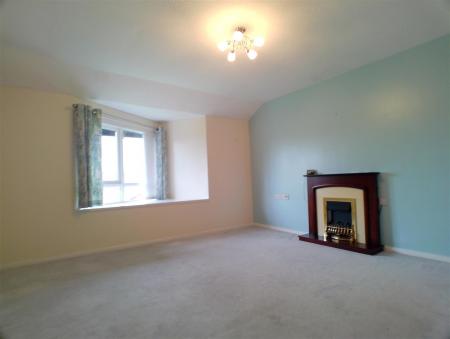 2 bedroom Apartment for sale in Harrison Court, Bingham, Nottingham