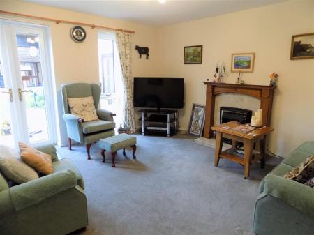 2 bedroom Property for sale in Harrison Court, Bingham