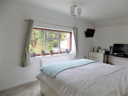 2 bedroom Terraced House for sale in Hoe View Road, Cropwell Bishop, Nottingham