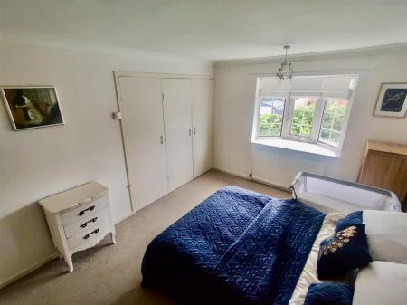 2 bedroom Terraced House for sale in Cropton Grove, Bingham, Nottingham