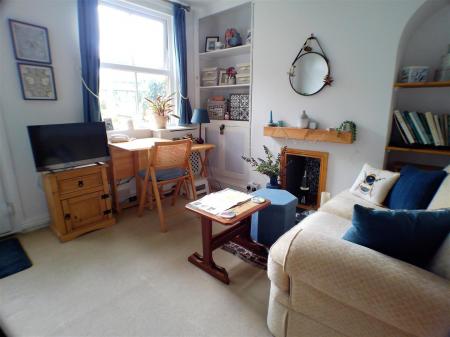 2 bedroom Character Property for sale in Station Terrace, Radcliffe-On-Trent