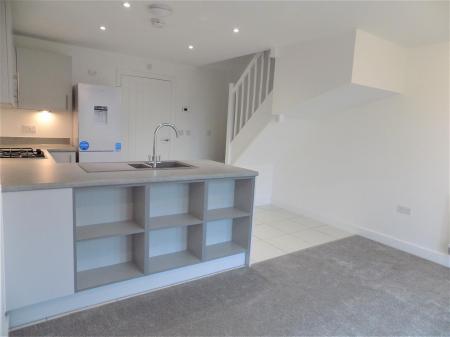 2 bedroom Semi-detached house for sale in Hackett Gardens, Bingham