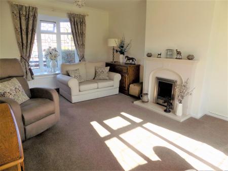 Queens Court, Bingham