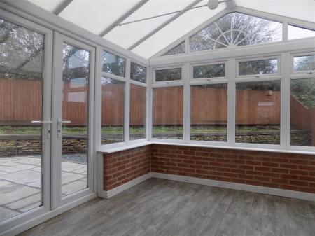 3 bedroom Property for sale in Abbey Close, Aslockton