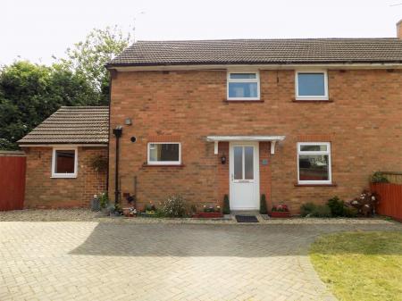 3 bedroom Property for sale in Abbey Close, Aslockton