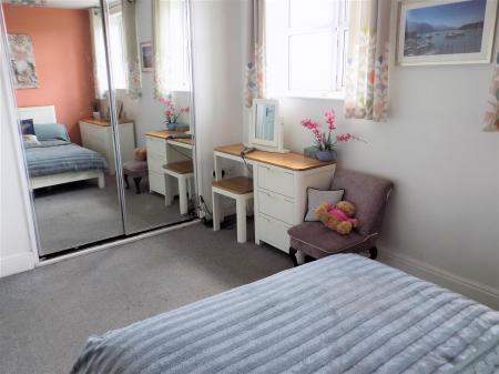 3 bedroom Town house for sale in Hudson Way, Radcliffe-On-Trent