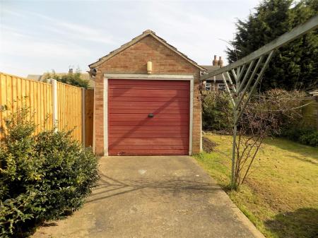 3 bedroom Detached house for sale in Park Road, Barnstone, Nottingham