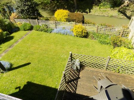 3 bedroom Semi-detached house for sale in Wyggeston Road, Bottesford