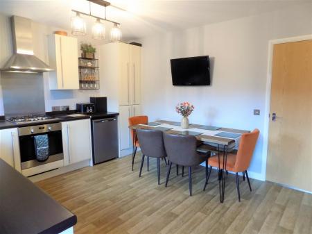 3 bedroom Semi-detached house for sale in Chapelfield Grove, Bingham