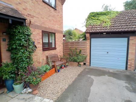 3 bedroom Detached house for sale in Walnut Road, Bottesford