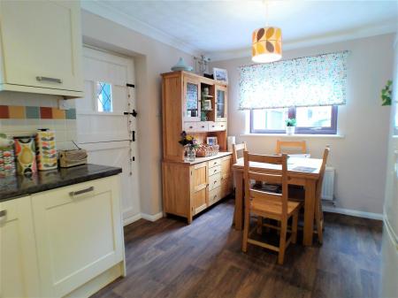 3 bedroom Detached house for sale in Walnut Road, Bottesford