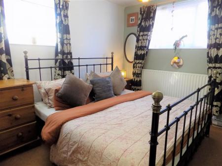 3 bedroom Cottage for sale in Fairfield Street, Bingham