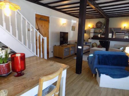 3 bedroom Cottage for sale in Fairfield Street, Bingham