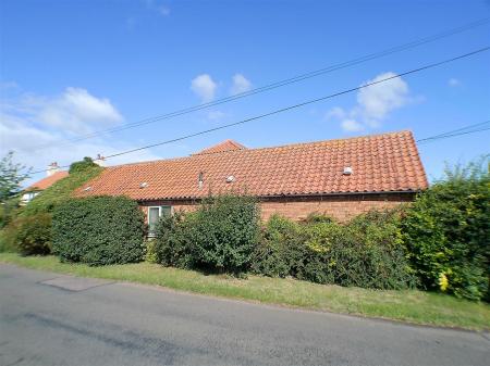 2 bedroom Barn Conversion for sale in Shelton