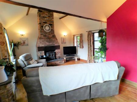 2 bedroom Barn Conversion for sale in Shelton