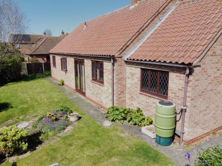 3 bedroom Detached bungalow for sale in Wimbishthorpe Close, Bottesford, Nottingham