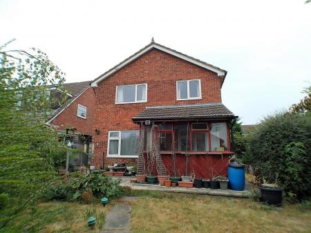 4 bedroom Detached house for sale in Cooper Close, Cropwell Bishop