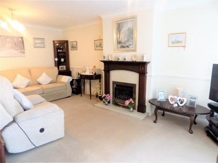 2 bedroom Bungalow for sale in Fleming Avenue, Bottesford, Nottingham