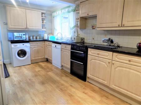 2 bedroom Bungalow for sale in Fleming Avenue, Bottesford, Nottingham