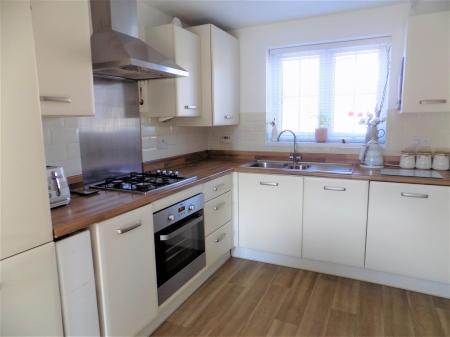3 bedroom Semi-detached house for sale in Bluebell Avenue, Cotgrave