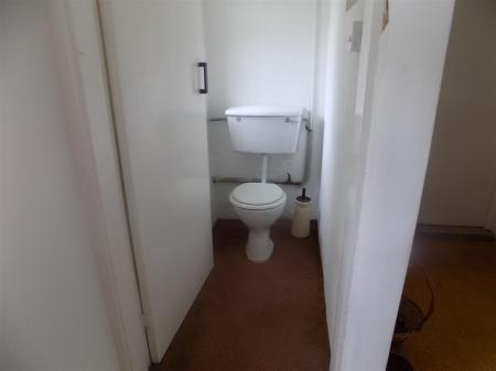 4 bedroom Semi-detached house for sale in Main Street, Hoveringham, Nottingham