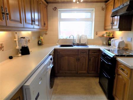 4 bedroom Detached house for sale in Priors Close, Bingham, Nottingham