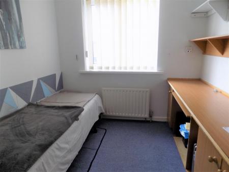 4 bedroom Detached house for sale in Priors Close, Bingham, Nottingham