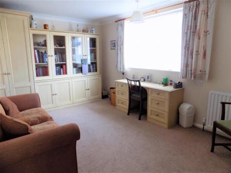 3 bedroom Bungalow for sale in Hawksworth Road, Syerston