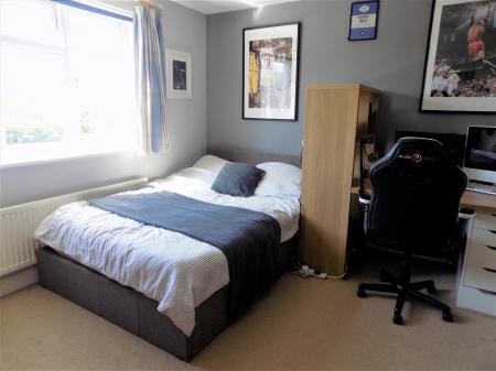 4 bedroom Detached house for sale in Roberts Drive, Bottesford, Nottingham