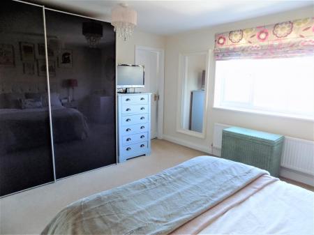 4 bedroom Detached house for sale in Roberts Drive, Bottesford, Nottingham