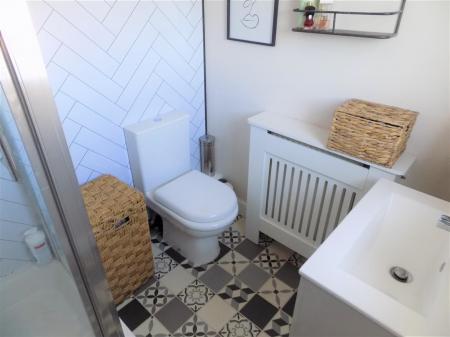 4 bedroom Detached house for sale in Roberts Drive, Bottesford, Nottingham