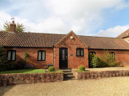 2 bedroom Barn Conversion for sale in Main Road, Hawksworth, Nottingham