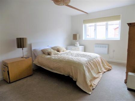 2 bedroom Barn Conversion for sale in Main Road, Hawksworth, Nottingham