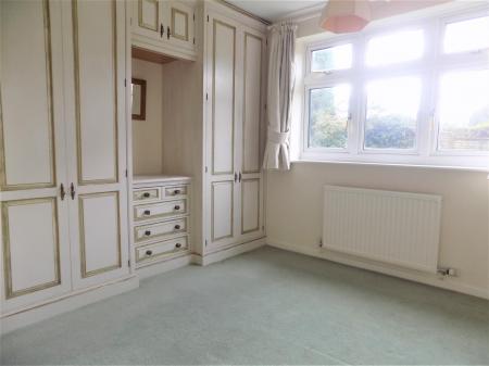 3 bedroom Bungalow for sale in Kneeton Road, East Bridgford, Nottingham