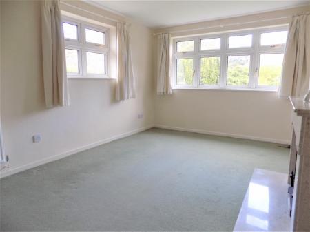 3 bedroom Bungalow for sale in Kneeton Road, East Bridgford, Nottingham