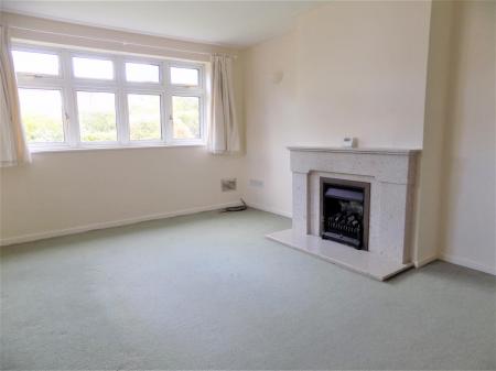 3 bedroom Bungalow for sale in Kneeton Road, East Bridgford, Nottingham