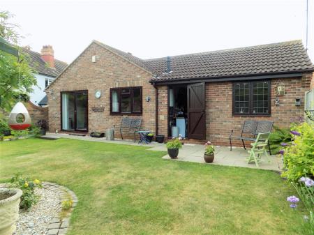 3 bedroom Bungalow for sale in Vale Close, Aslockton, Nottingham