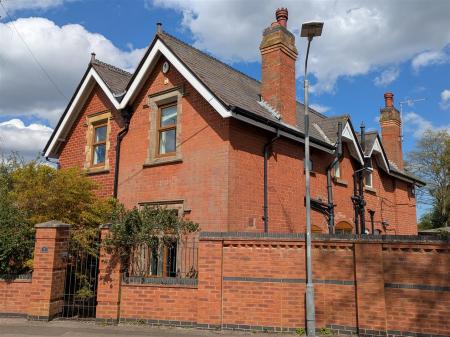 Saxondale Drive, Upper Saxondale, Radcliffe-On-Trent, Nottingham