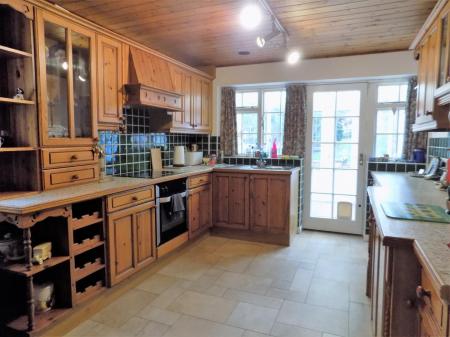 3 bedroom Detached bungalow for sale in Mill Lane, Orston