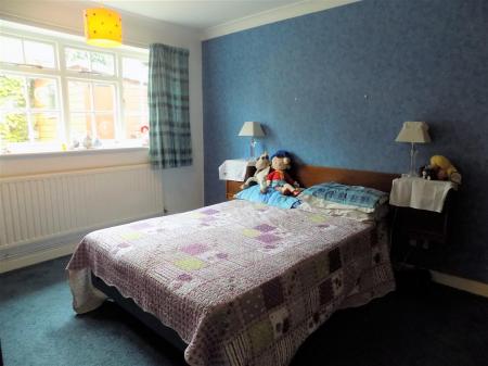 3 bedroom Detached bungalow for sale in Mill Lane, Orston