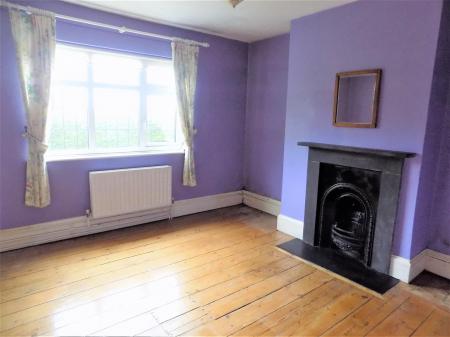 3 bedroom Detached house for sale in Nottingham Road, Bingham, Nottingham