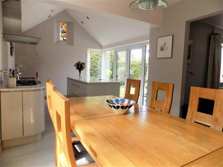 4 bedroom Bungalow for sale in Banks Crescent, Bingham