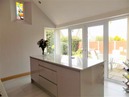 4 bedroom Bungalow for sale in Banks Crescent, Bingham