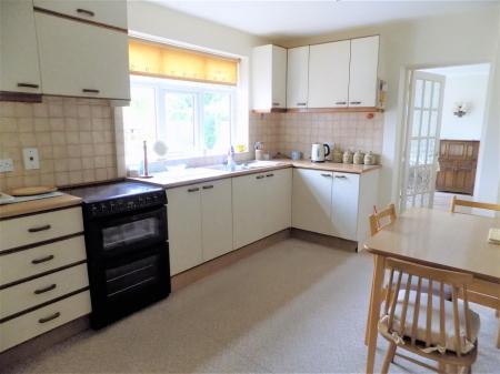 3 bedroom Detached house for sale in Loughbon, Orston