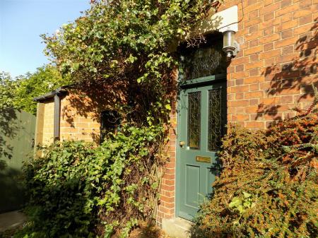 4 bedroom Character Property for sale in Belvoir Road, Bottesford, Nottingham