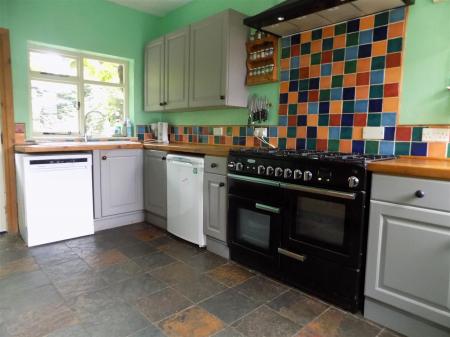 4 bedroom Character Property for sale in Belvoir Road, Bottesford, Nottingham