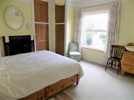 4 bedroom Character Property for sale in Belvoir Road, Bottesford, Nottingham