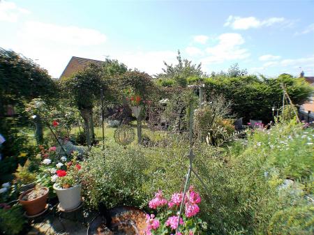 4 bedroom Detached house for sale in Campion Way, Bingham