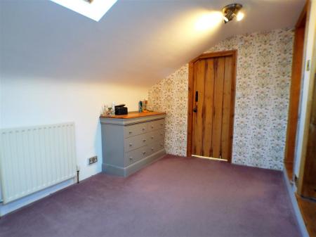 4 bedroom Cottage for sale in Main Street, Aslockton, Nottingham